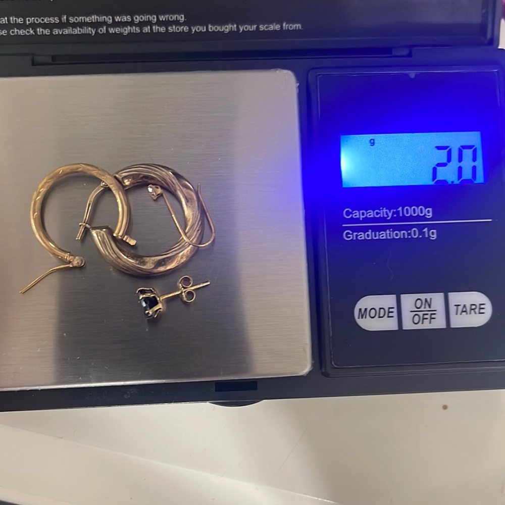 Scrap jewelry 10kt gold 2.0 grams